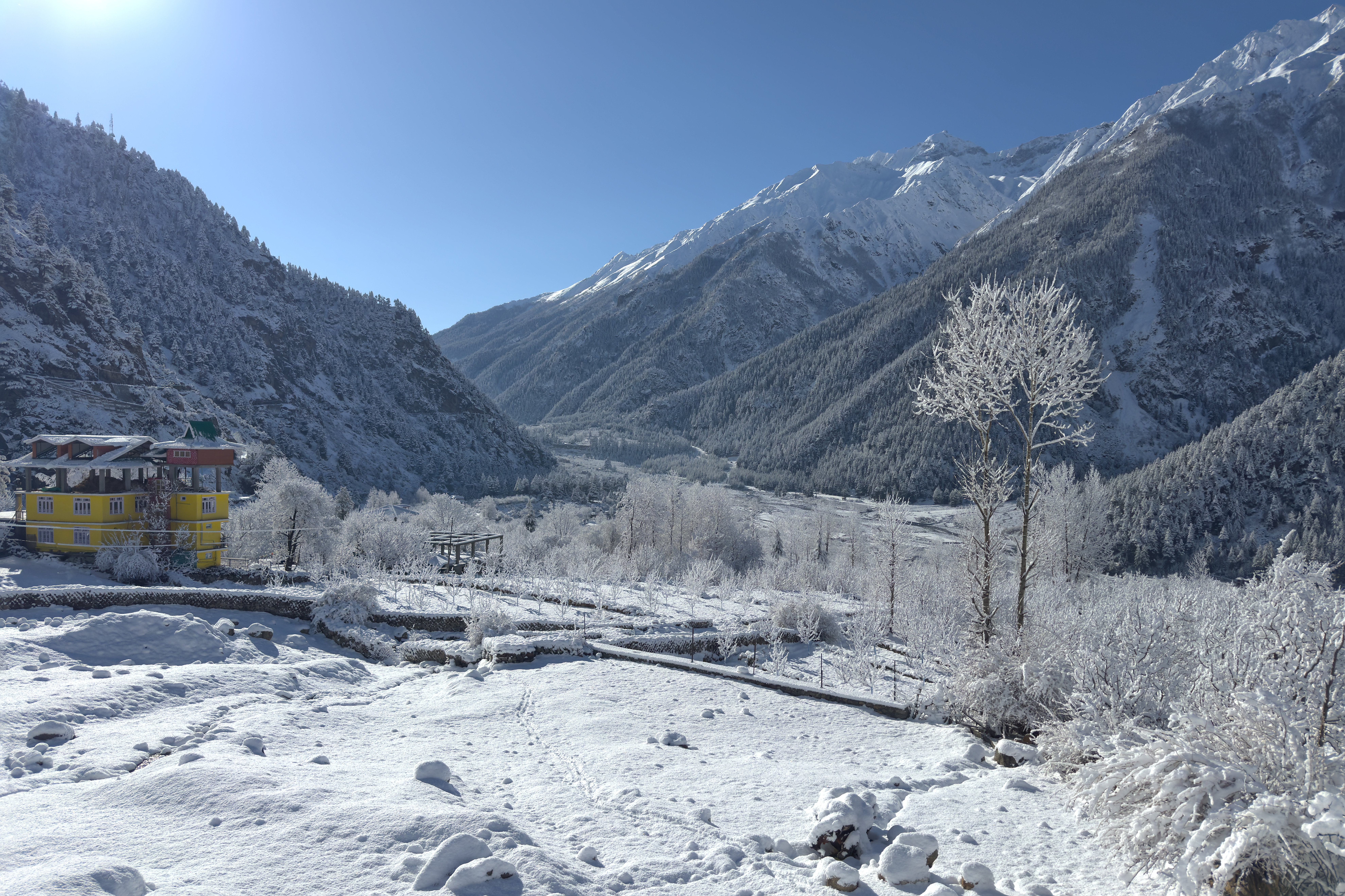Nar Phu Valley Trek